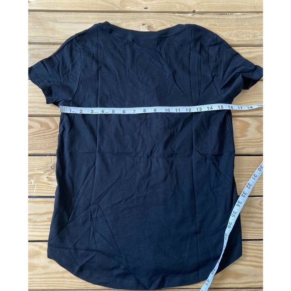 NEW Old Navy V Neck T Shirt Size Small Women’s Black Short Sleeve - Picture 6 of 6